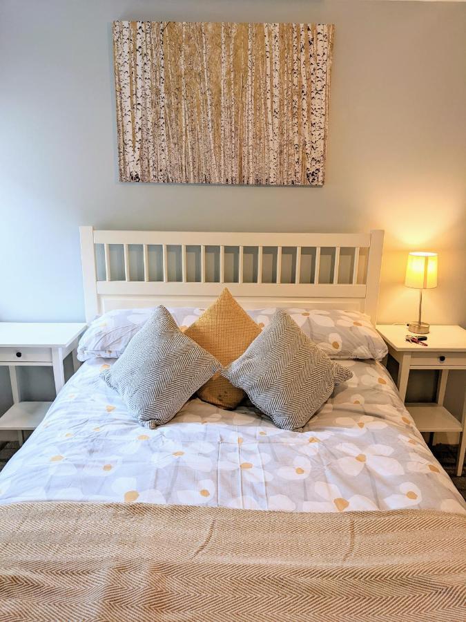 Ailnack Cottage -Cheerful Cottage With Secure Garden And Off Street Parking Sleeps 4 토민톨 외부 사진
